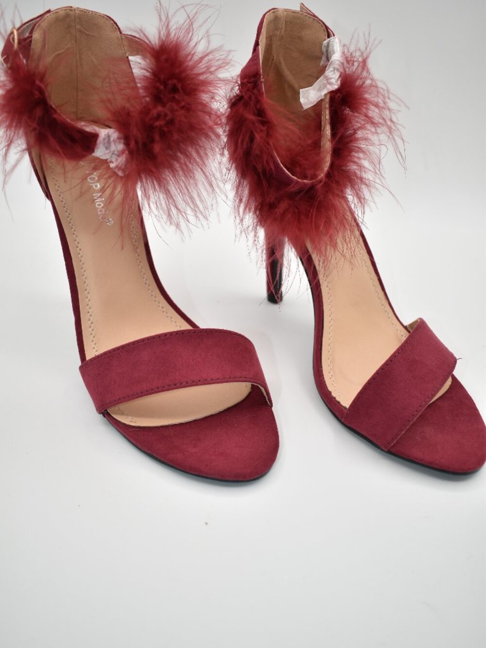 New size 7.5 Top Moda Burgundy Feather Stiletto Heels Ankle Strap Gold Buckle